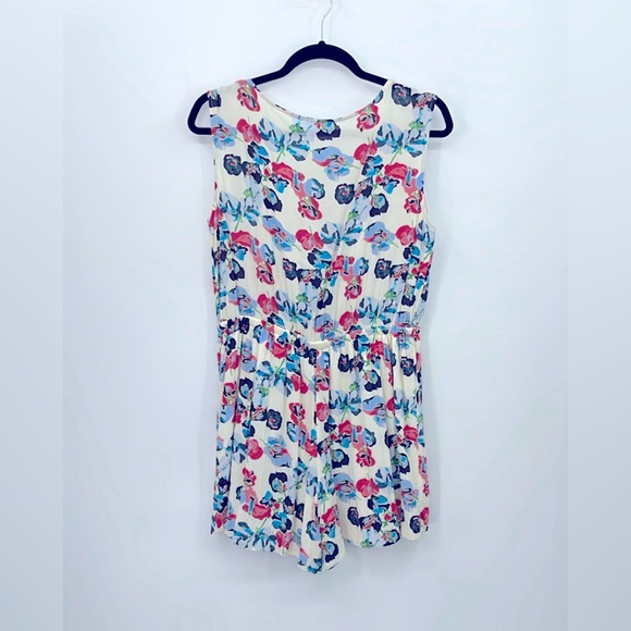 Valley Girl Floral Romper - Picture 3 of 3